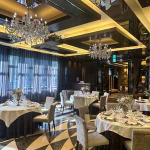 披露宴　モダン柄でかわいい