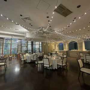 検討していなかった方の披露宴会場が素敵だった。