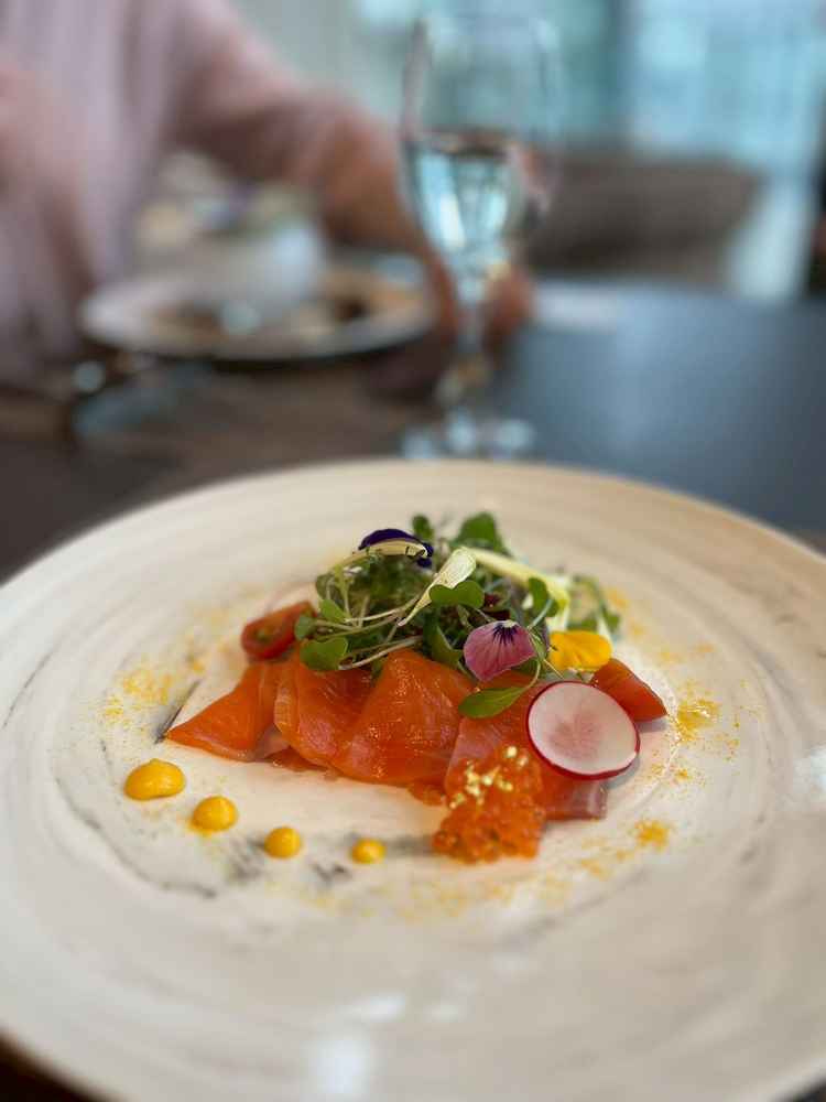 試食会にて、素晴らしい演出を受けました！燻製の香りがとてもよかったです！