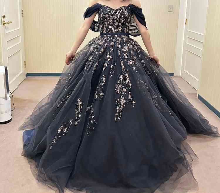 試着させて頂いたドレス