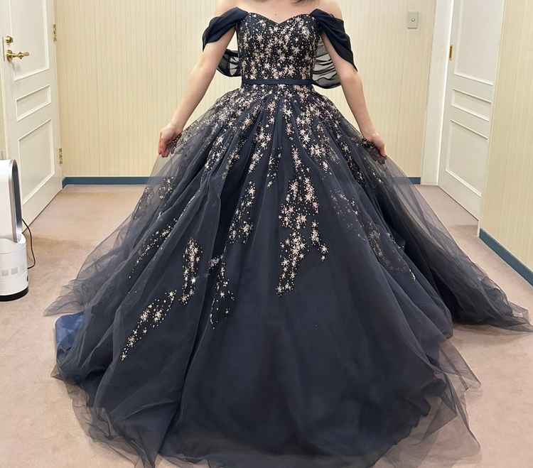 試着させて頂いたドレス