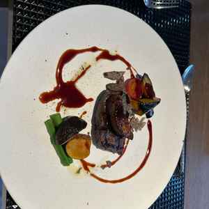 試食は大変おいしいお肉をいただきました。