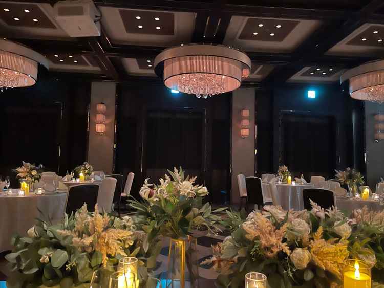 披露宴会場。こじんまりとしていて少人数で行うのに丁度いい大きさ。