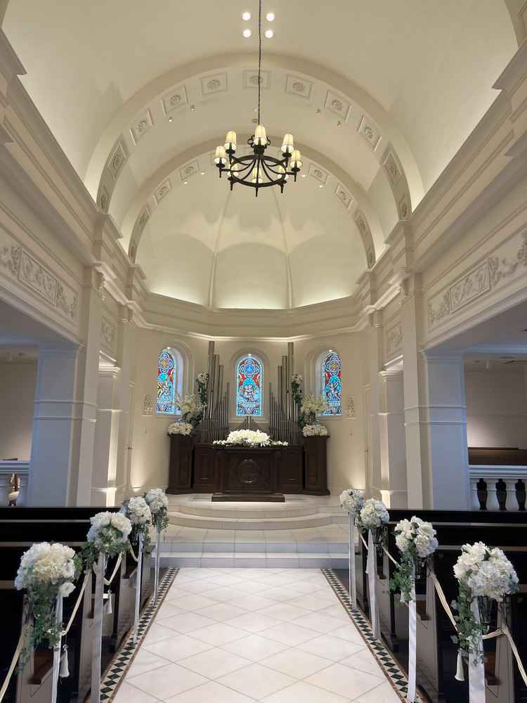 もう1つのチャペルの写真。荘厳な教会でとても綺麗でした。