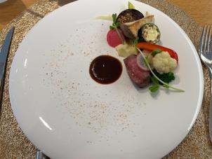 試食させていただいた料理です。評判が良いとのことでしたが想像以上に美味しかったです。