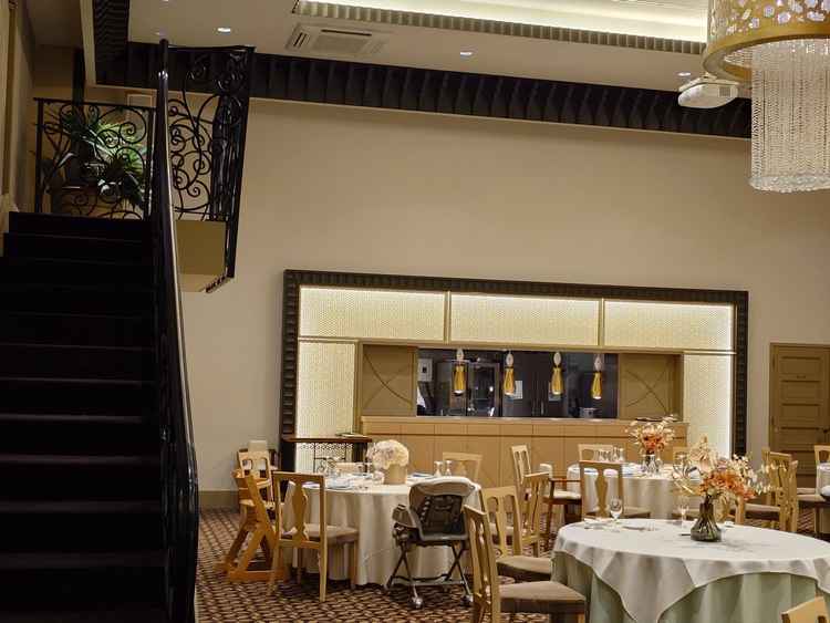 お色直し後、階段から登場したいと思った。