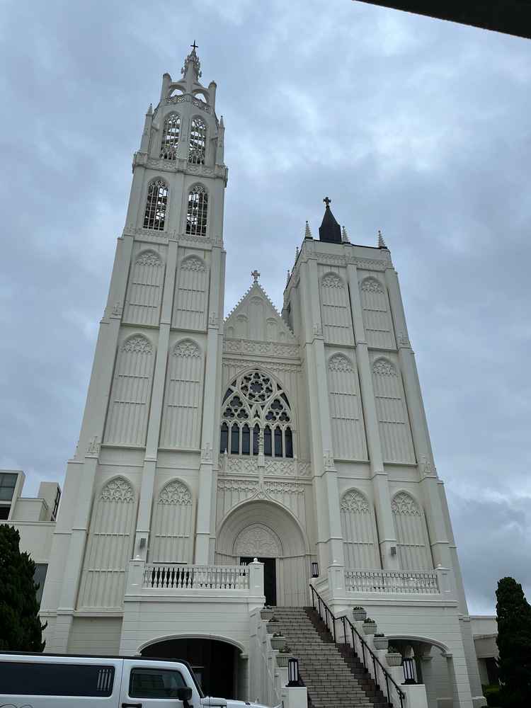 式場内から見た大聖堂