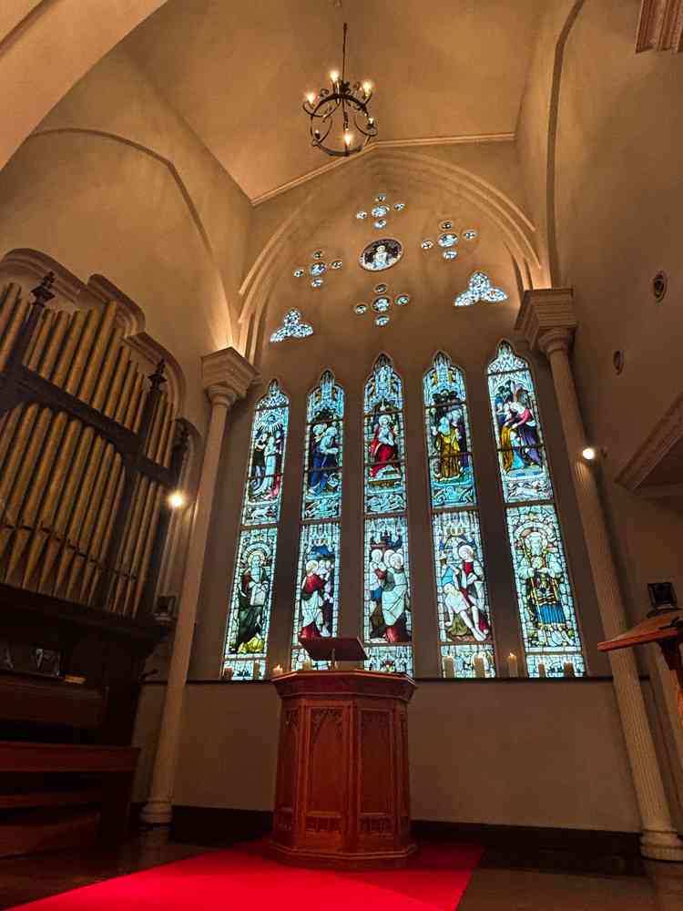 ステンドグラス