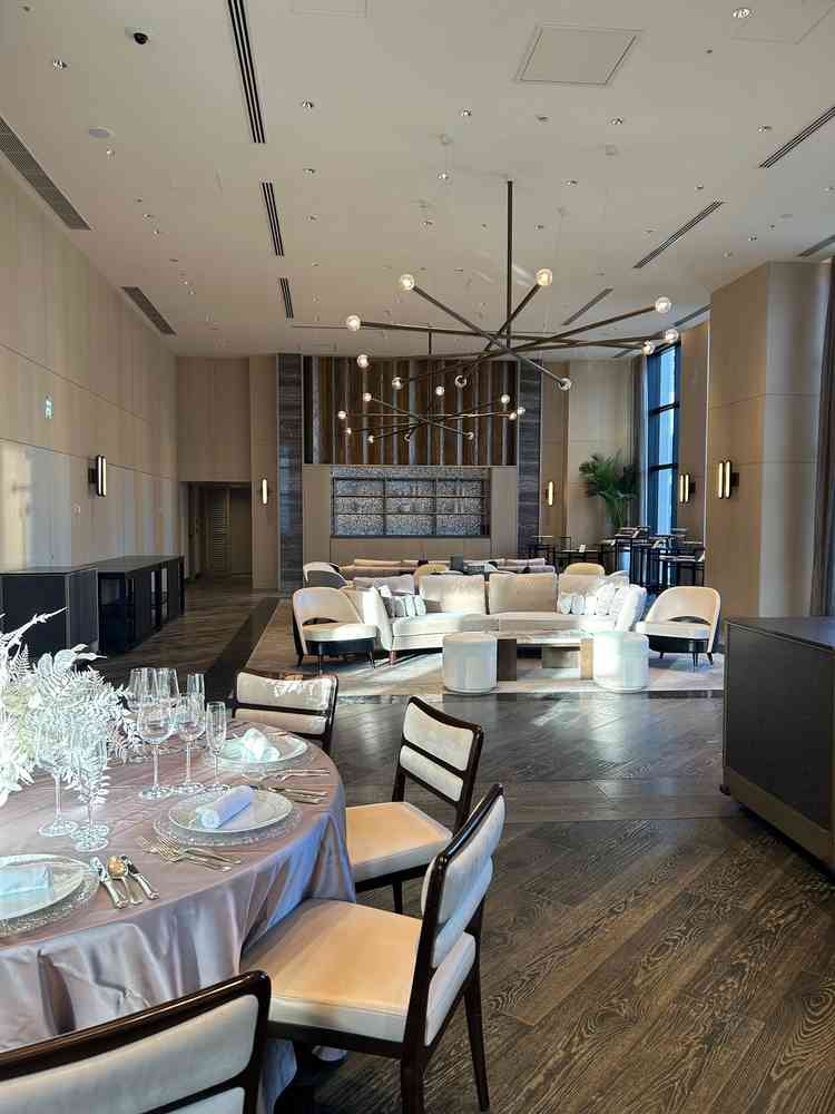 ゲスト用の待合室や、お手洗い、喫煙所がワンフロアになっていて便利。