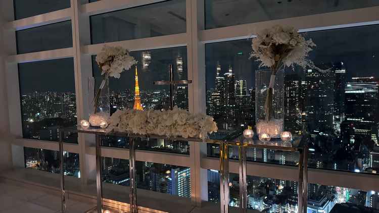 東京タワーの見える正面。夜は港区から新宿区くらいまでの夜景も一望できた