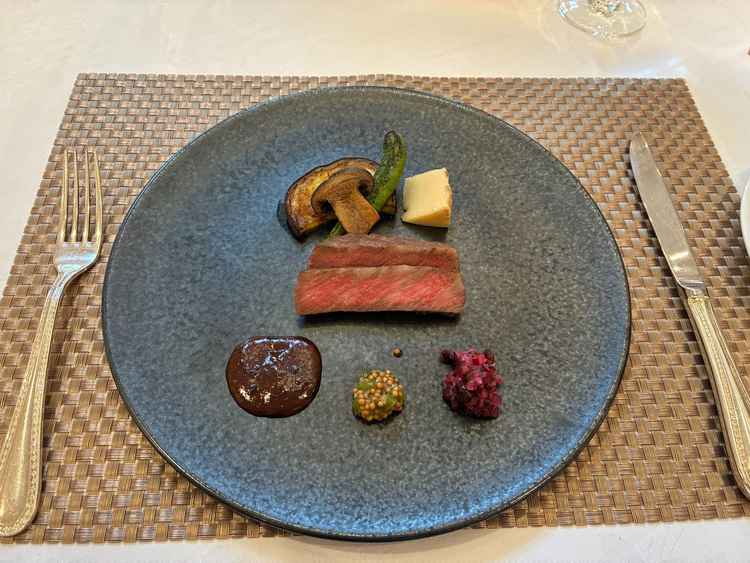 試食会のお料理です。お肉が美味しかったです。