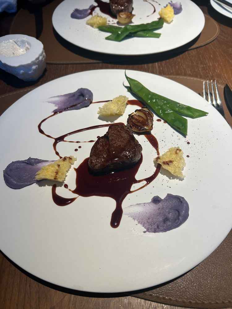 味はとても美味しい。万人受けする味。料理の彩りも綺麗。