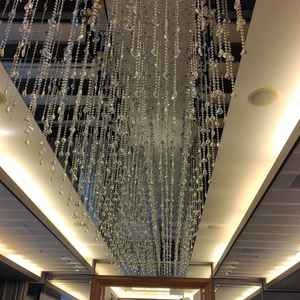 天井の装飾がライトに照らされて、キラキラして可愛かった。