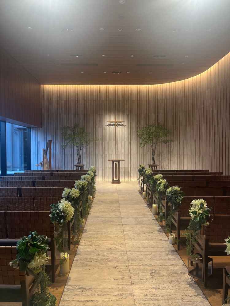 自然を感じさせてナチュラルにでありながら繊細な感じがとてもしました！作りが独特で工夫を感じました