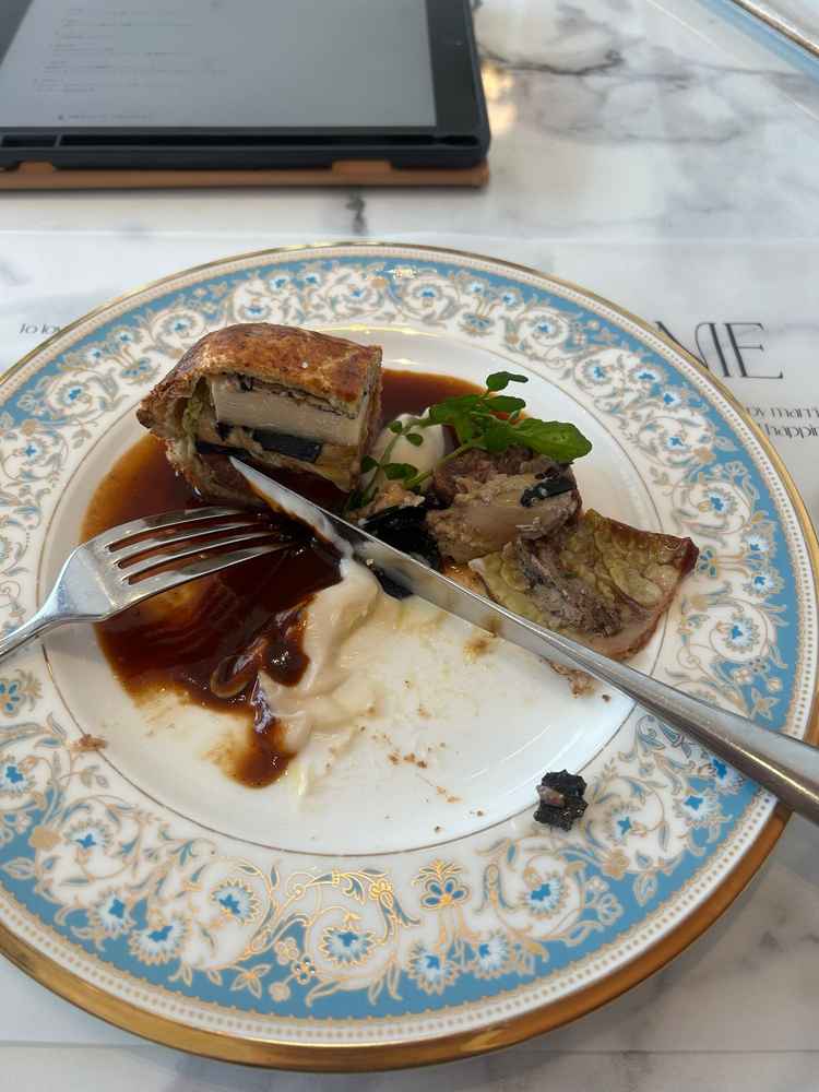試食、メイン一皿