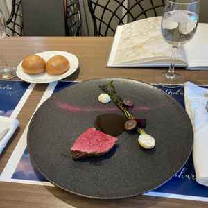 とても美味しい作りたてのお肉の試食でした。
