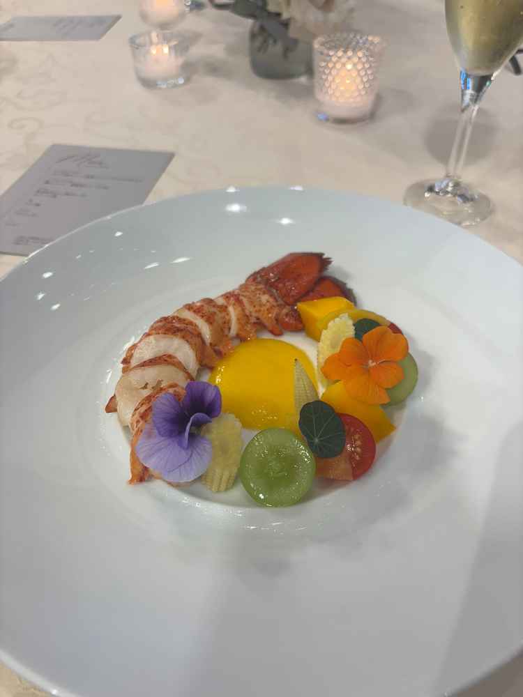 料理が大変美味しかった。見た目の彩りがとても綺麗で、ゲストへ満足感の高い料理を食べてもらえると思った
