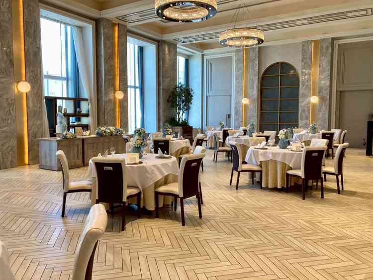 40人規模程度の披露宴会場