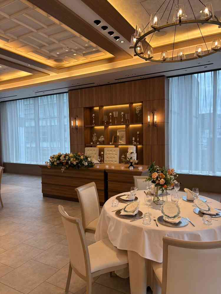 ゲストとの距離感も近くアットホームな式が出来そうだと思った。