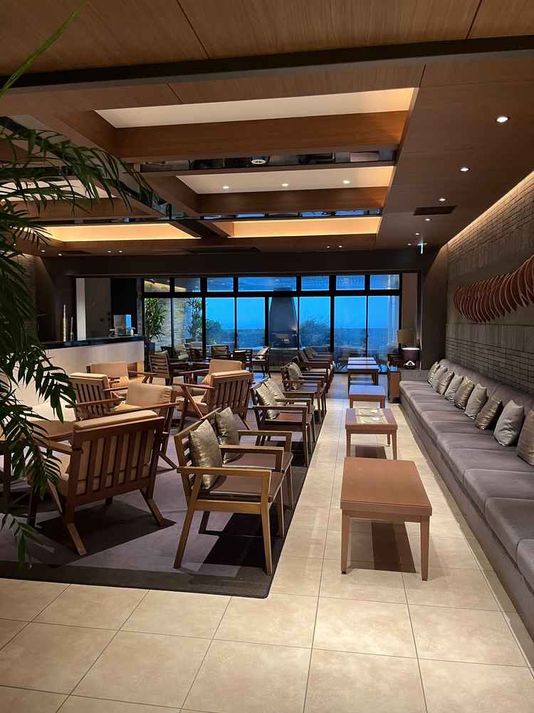 参列者の待合室となるラウンジ