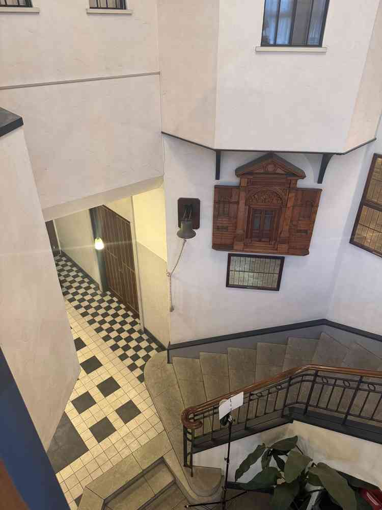 螺旋階段からの景色