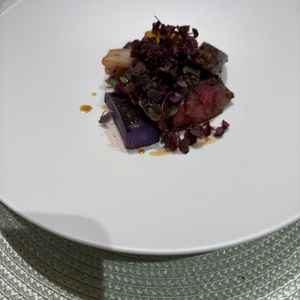 試食の牛肉の赤ワイン煮