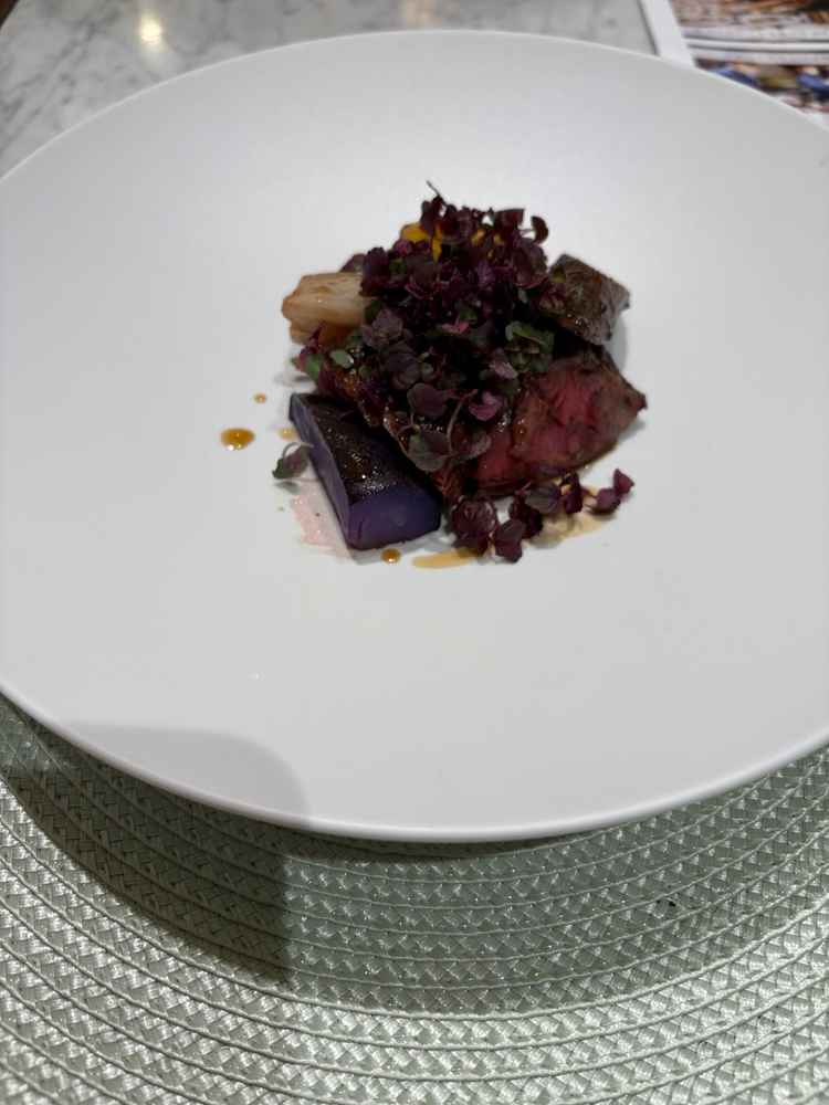 試食の牛肉の赤ワイン煮