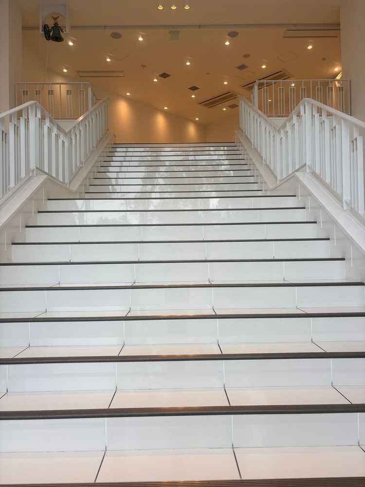 フラワーシャワーが雨の日を気にせずできます♪