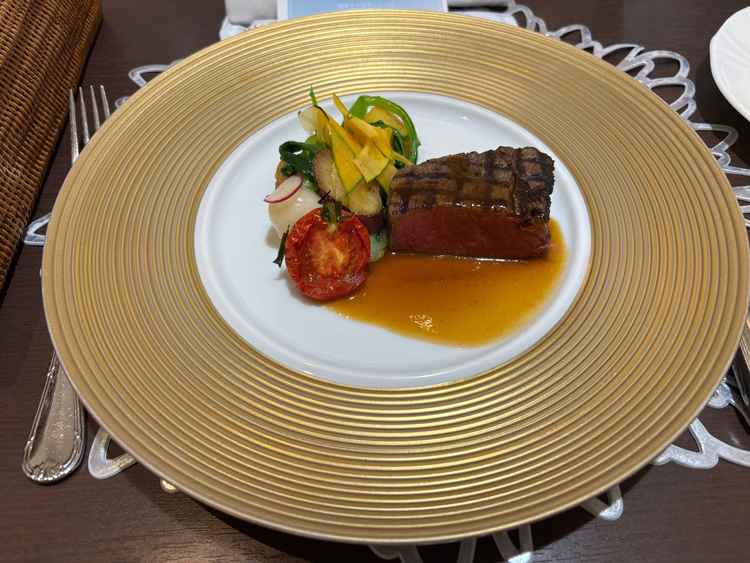 楽しみにしていたワンプレートお料理。どれも文句なくお肉も柔らかくてとても美味しかったです