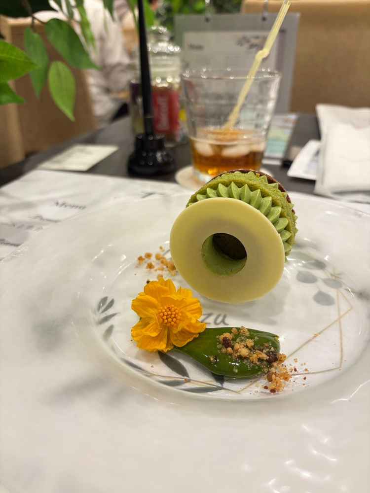 試食のデザート