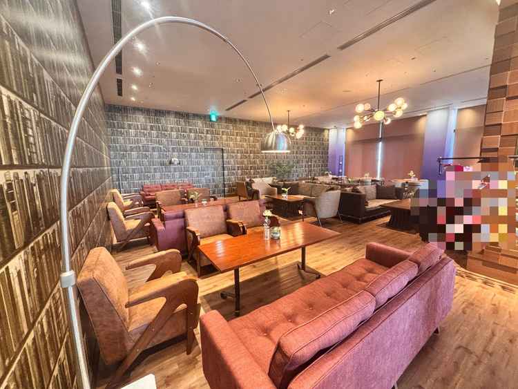 明るい待合室でした