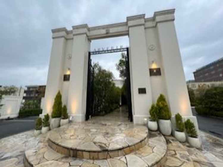 綺麗なエントランスでした。