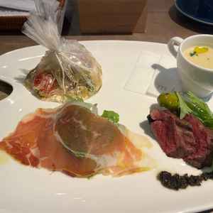 試食