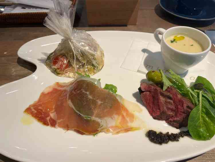 試食