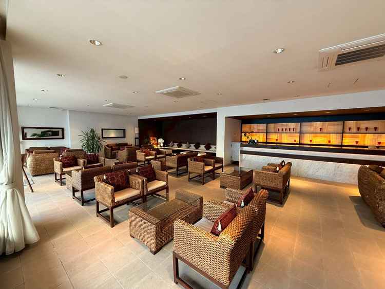 ゲストの方が挙式前に待つスペースです。かなり広いので、気まずい空間になったりはしないと思いました。