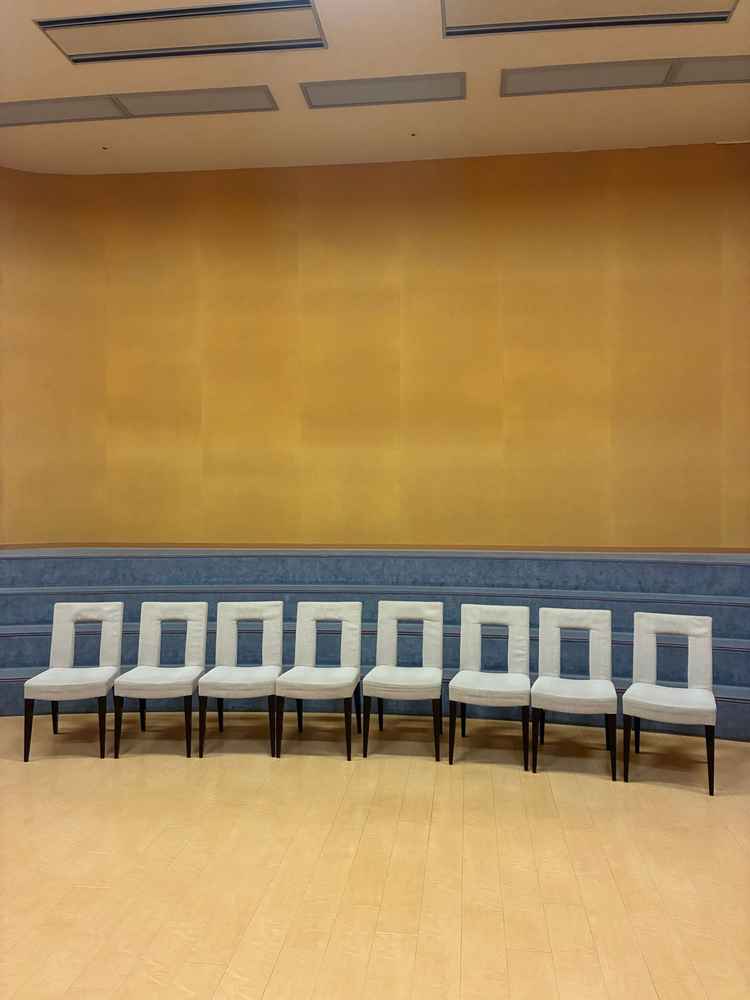 撮影スタジオ。挙式のあとに親族写真や2人の写真が撮影できる空間。