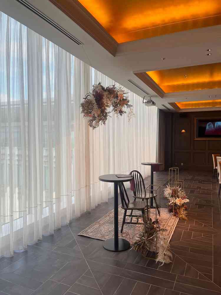 生花だけではなくて、造花の対応をしているそうです