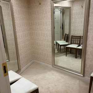 控え室も2階で、たくさんありました。