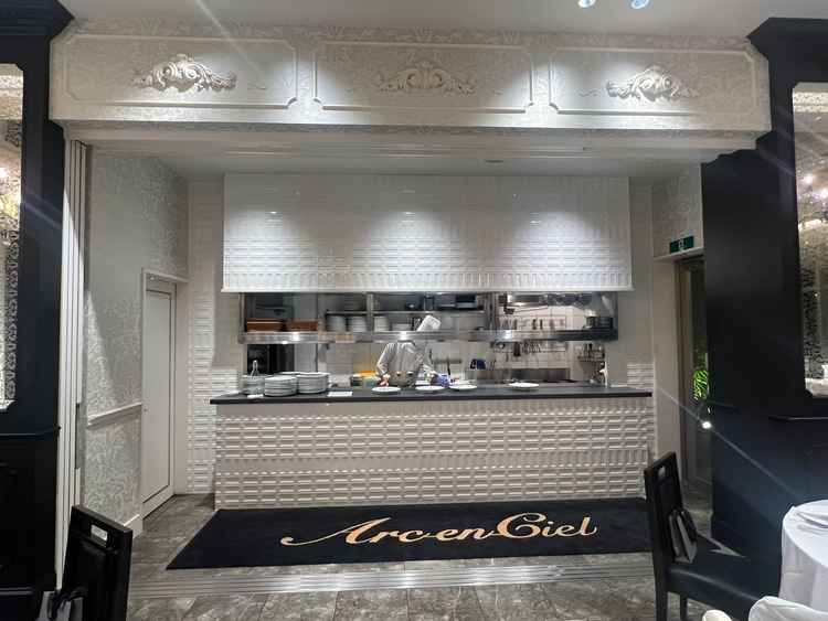 オープンキッチン