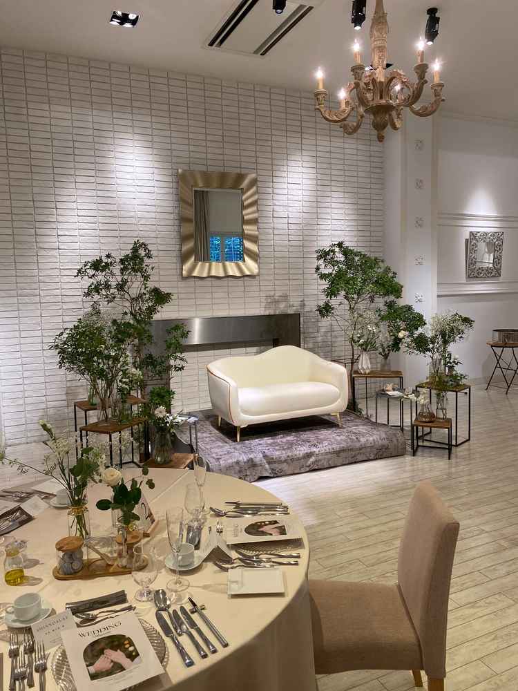 高砂ではなくソファー