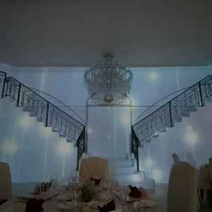 披露宴会場のプロジェクションマッピングがとてもきれいだった。