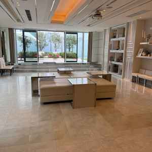 ゲストの待合室をご紹介いただきました。受付も一緒になっており非常にいいと思いました。