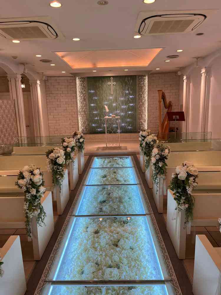 式場のチャペル