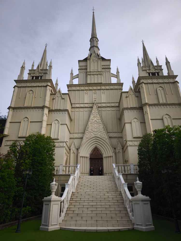 挙式会場外観。いい感じ。