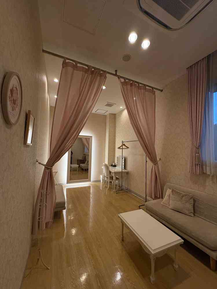 新郎新婦の待合室。