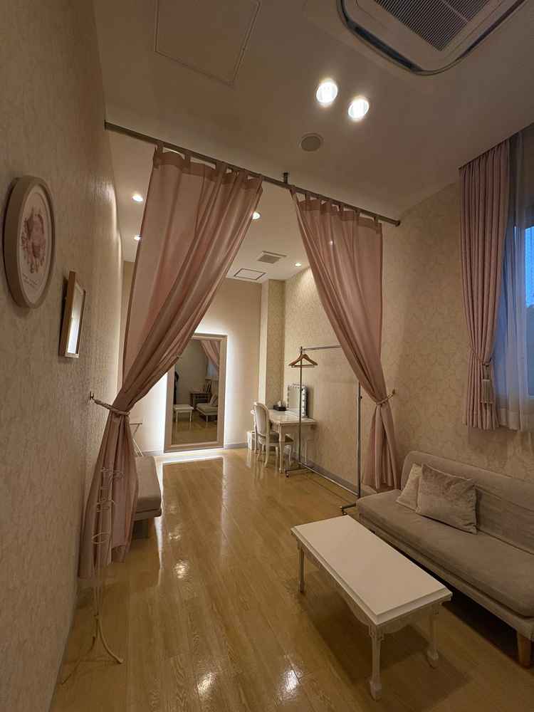 新郎新婦の待合室。