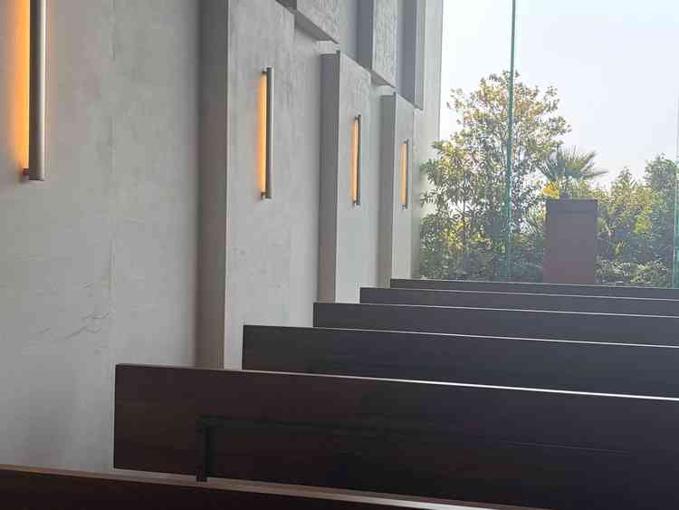 木目調で、落ち着いた雰囲気でした。