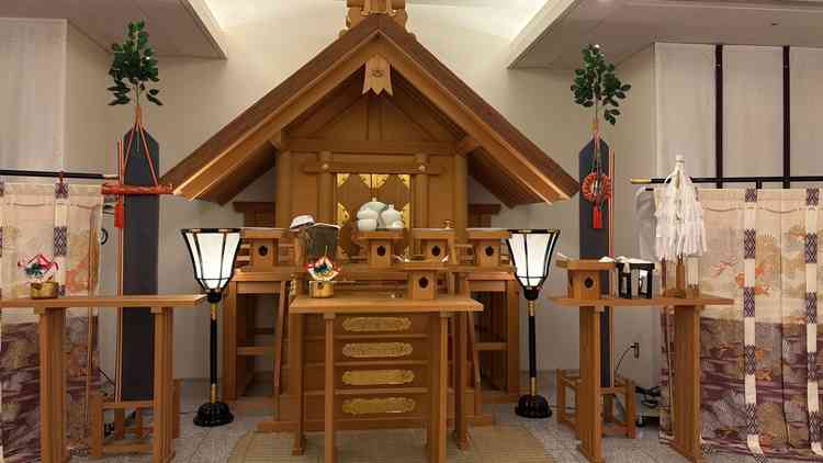 神殿の写真。新郎新婦から見た景色。