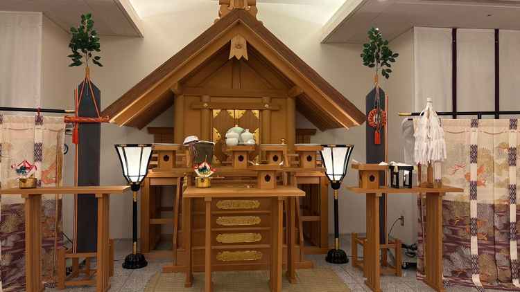 神殿の写真。新郎新婦から見た景色。