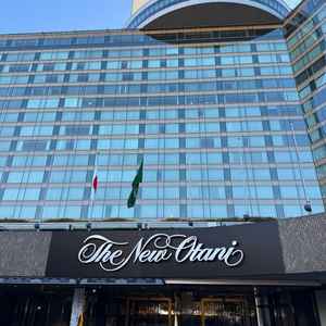 迫力あるエントランス